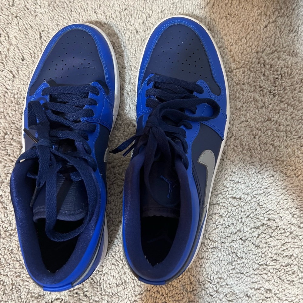 Women’s Nike Air Jordan Low Shoes View 2